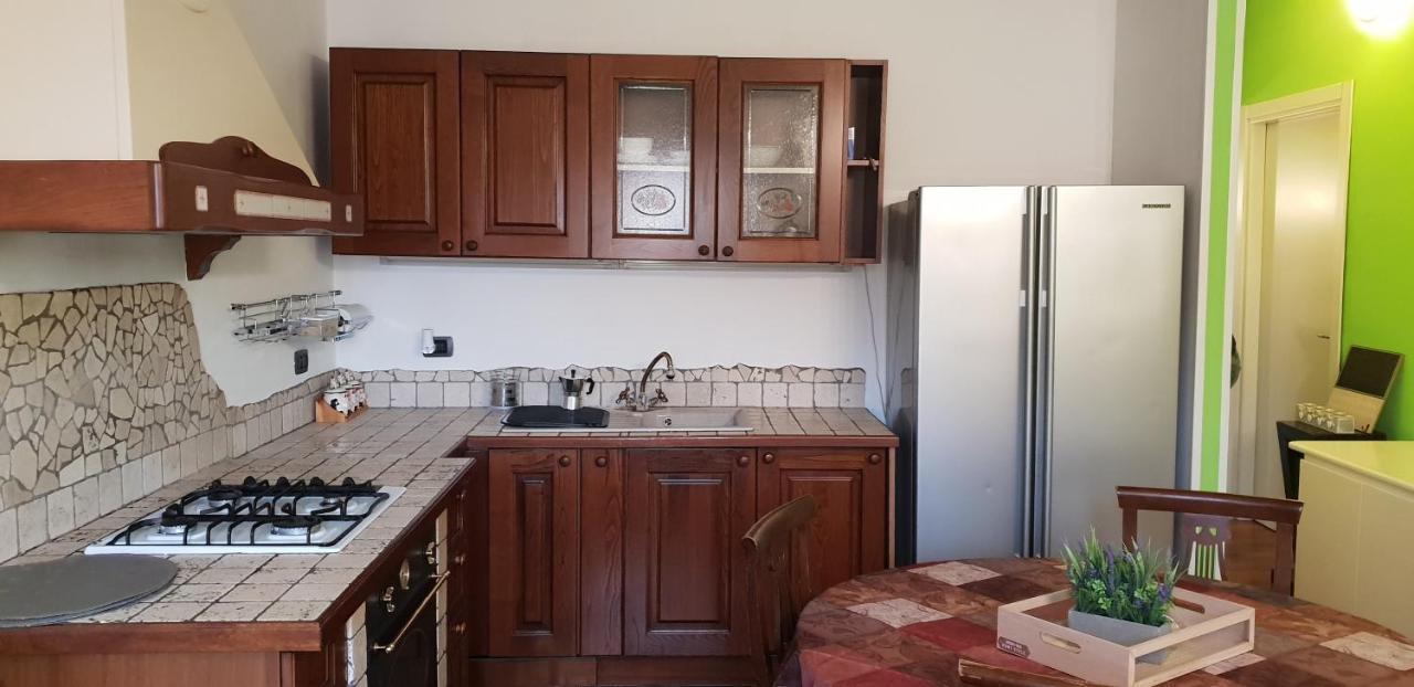 شقة Locate di Triulzi  في Casa In Palazzo Storico المظهر الخارجي الصورة